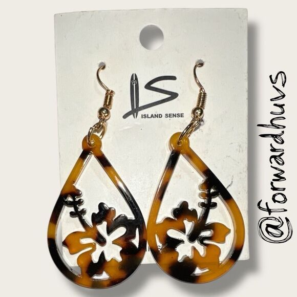 Bundle Sale 3 for $15 | Island Sense Hibiscus Cut-Out Earrings - Picture 4 of 8
